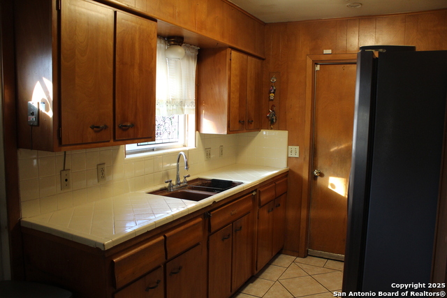 Image 5 of 26 For 5906 Gabor