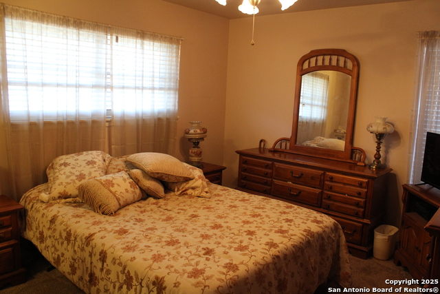 Image 9 of 26 For 5906 Gabor