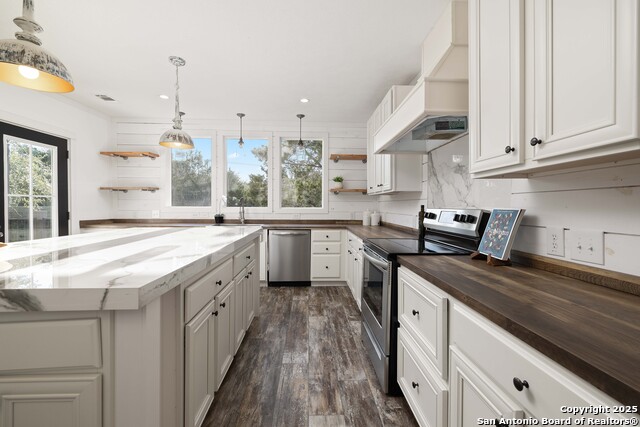 Image 5 of 35 For 2301 Wegner  B