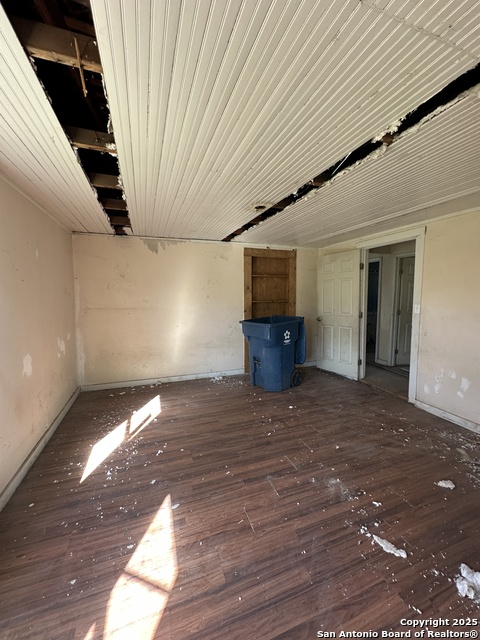 Image 5 of 14 For 505 Sylvia W