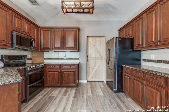 Image 12 of 24 For 1536 Kings Ranch