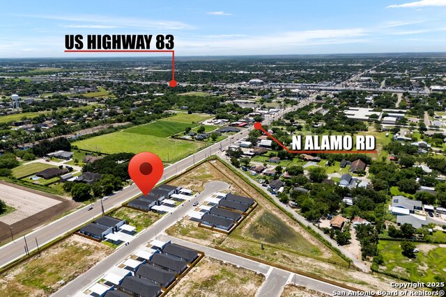 Listing photo id 5 for 848 Deluxe Street