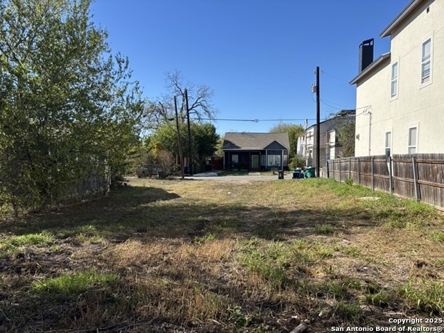 Image 4 of 5 For 116 Spruce St.