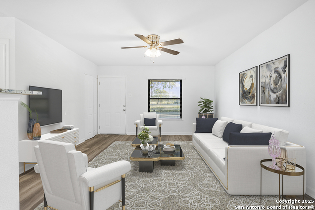 Image 3 of 19 For 5915 Middlefield