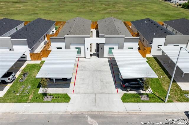 Listing photo id 0 for 432 Acacia Street