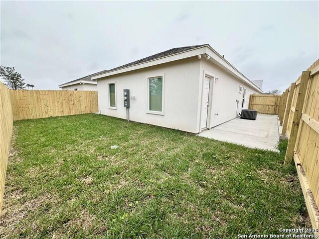 Listing photo id 37 for 432 Acacia Street