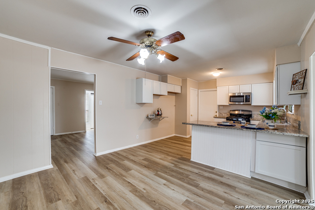 Image 19 of 29 For 2802 Darwin  