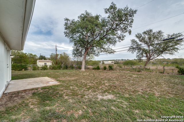 Image 22 of 29 For 2802 Darwin  