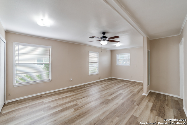 Image 7 of 29 For 2802 Darwin  