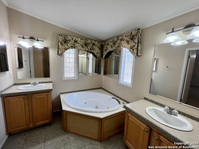 Image 18 of 32 For 105 Encino Torcido