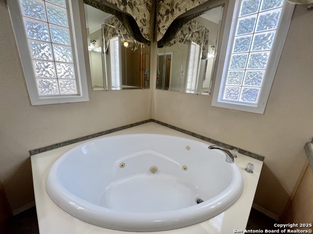 Image 19 of 32 For 105 Encino Torcido