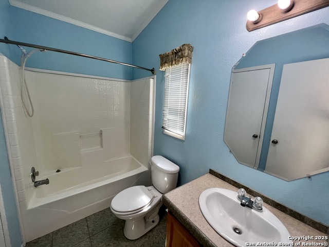 Image 25 of 32 For 105 Encino Torcido