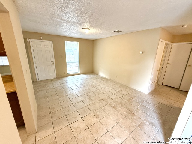 Image 2 of 18 For 7042 Oldham  