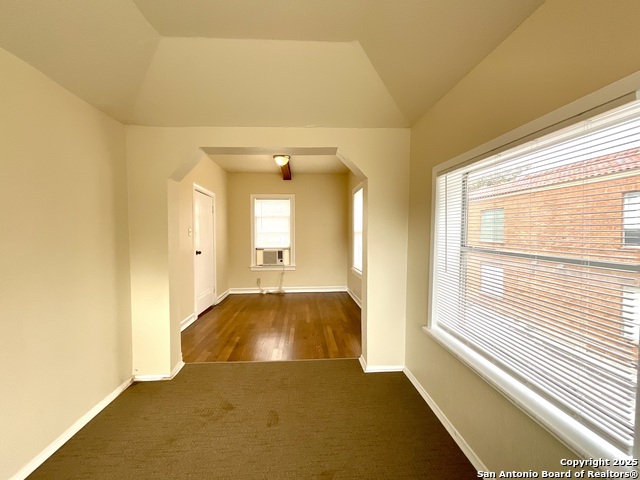 Image 16 of 30 For 1645 Mulberry W