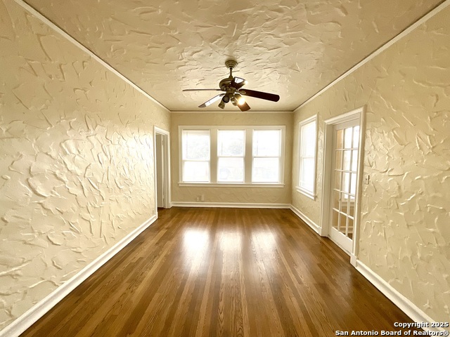 Image 3 of 30 For 1645 Mulberry W