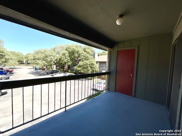 Image 23 of 28 For 3843 Barrington St 253n