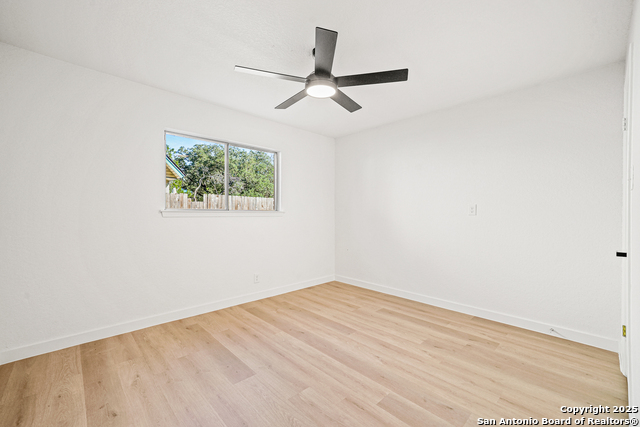 Image 24 of 32 For 16406 Turkey Point