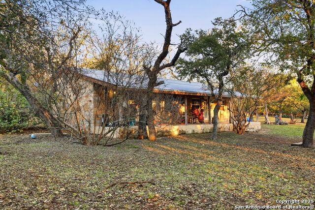 Image 6 of 37 For 340 Rio Oak  