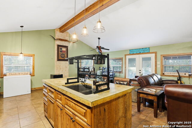 Image 8 of 37 For 340 Rio Oak  