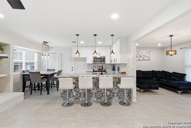 Image 11 of 26 For 3103 Meadow Pass