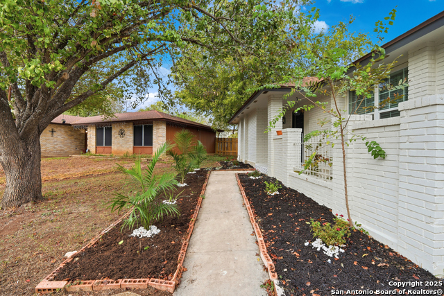 Image 3 of 26 For 3103 Meadow Pass