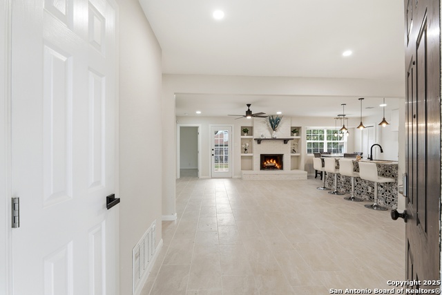 Image 5 of 26 For 3103 Meadow Pass