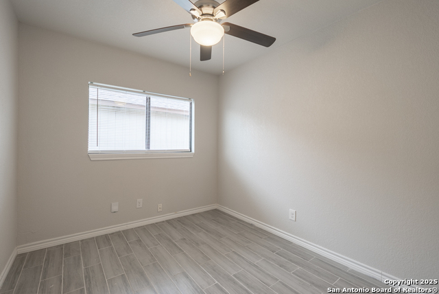 Image 17 of 22 For 6915 Flatstone Pass