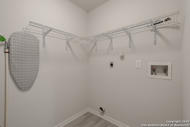 Image 19 of 22 For 6915 Flatstone Pass