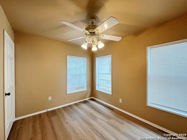 Image 18 of 29 For 1029 Essex St