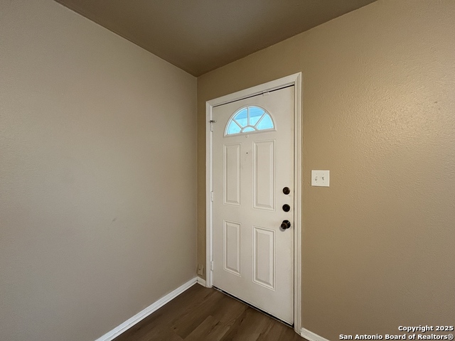 Image 20 of 29 For 1029 Essex St