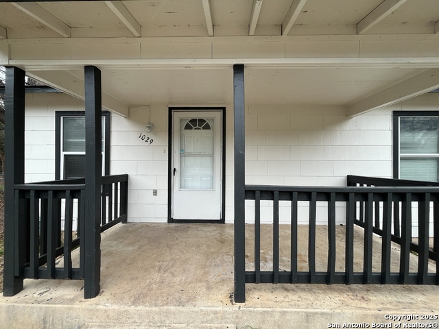 Image 26 of 29 For 1029 Essex St