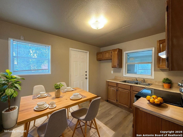 Image 3 of 29 For 1029 Essex St