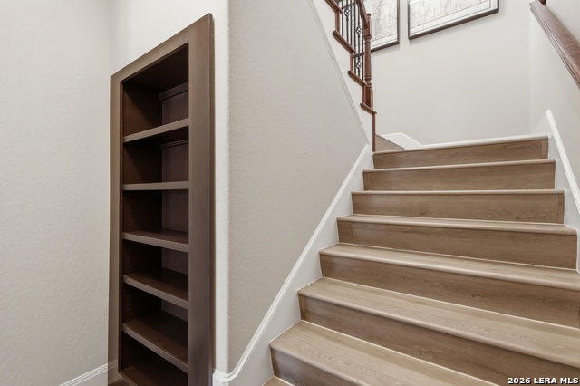 Image 27 of 63 For 18633 Shadow Canyon