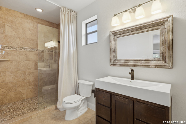 Image 36 of 63 For 18633 Shadow Canyon