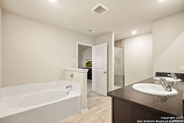 Image 20 of 30 For 9335 Nubuck Branch