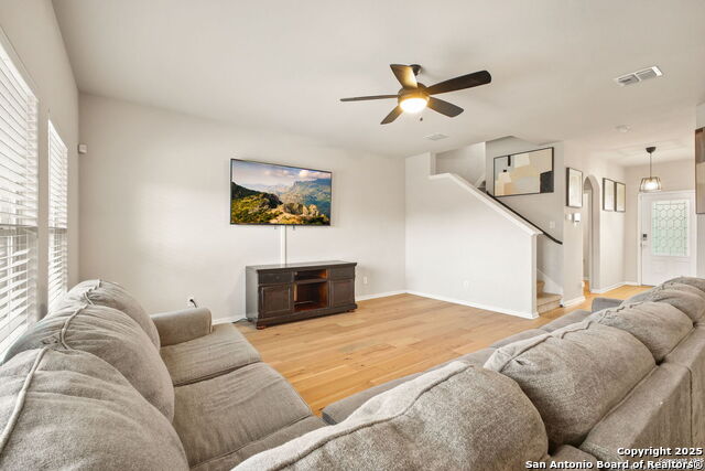 Image 9 of 30 For 9335 Nubuck Branch