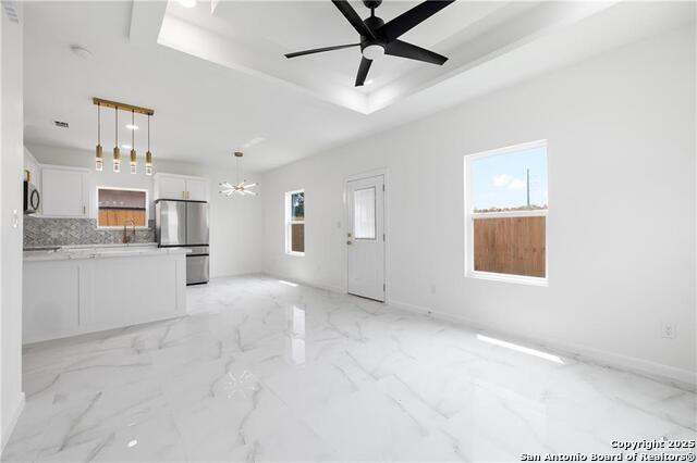 Listing photo id 1 for 1308 Abesam Avenue N