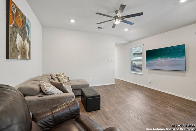 Image 10 of 38 For 12217 Mulberry