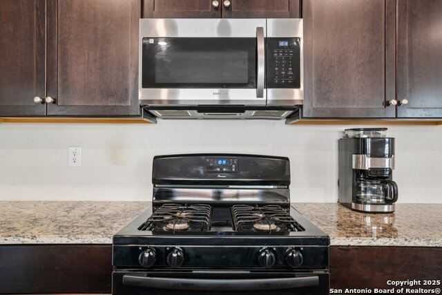 Image 18 of 38 For 12217 Mulberry