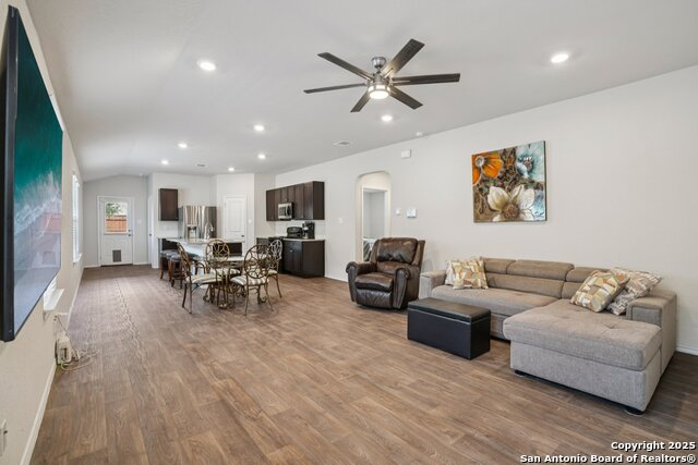 Image 8 of 38 For 12217 Mulberry