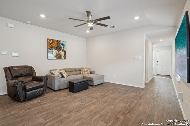 Image 9 of 38 For 12217 Mulberry