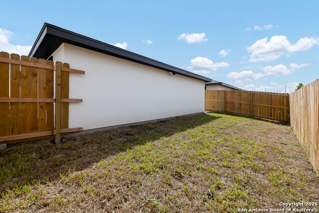 Image 26 of 30 For 1604 Shadow Creek