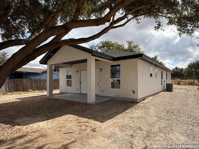 Details for 3274 Ih 35 N 1, Natalia, TX 78059