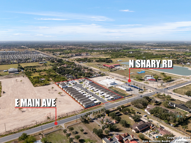 Listing photo id 3 for 7815 58th Lane