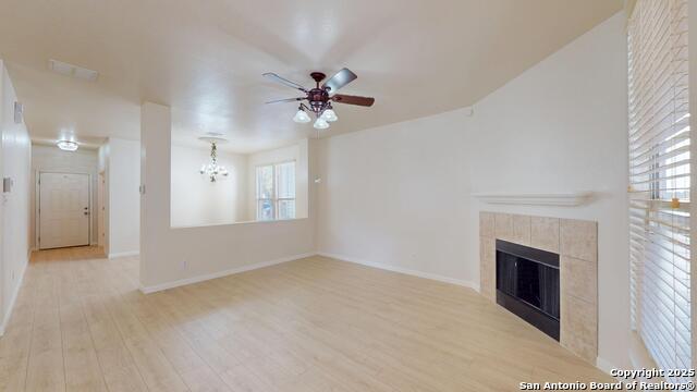 Image 13 of 55 For 5830 Bronco  