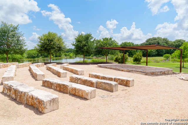 Image 10 of 12 For 11925 Lofted Bloom