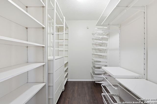 Image 17 of 37 For 12004 Prairie Oak