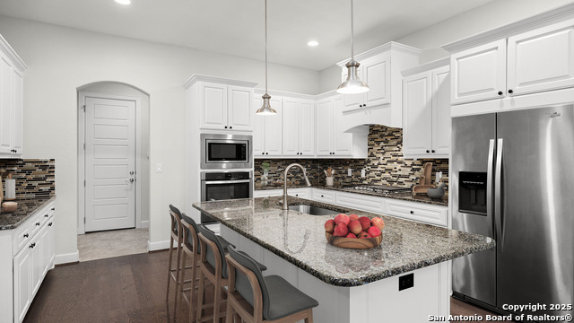 Image 11 of 34 For 961 N. Academy