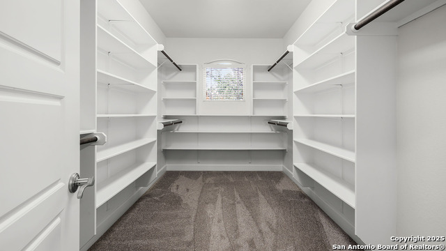 Image 24 of 34 For 961 N. Academy