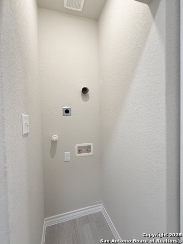 Image 13 of 17 For 3274 Ih 35 N 2